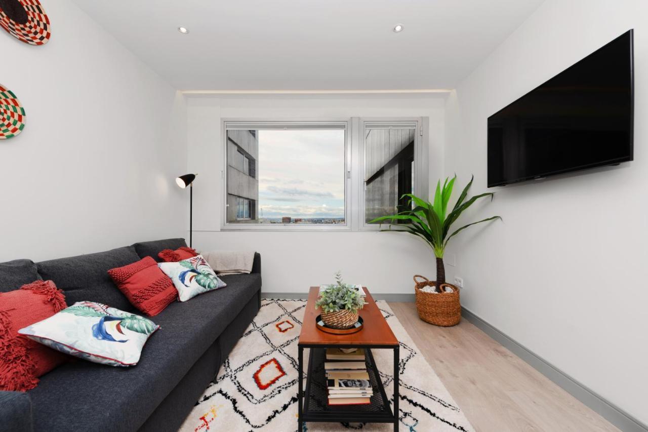 2 Bedrooms 1 Bathroom Furnished - Justicia - Executive Style - Mintystay مدريد المظهر الخارجي الصورة
