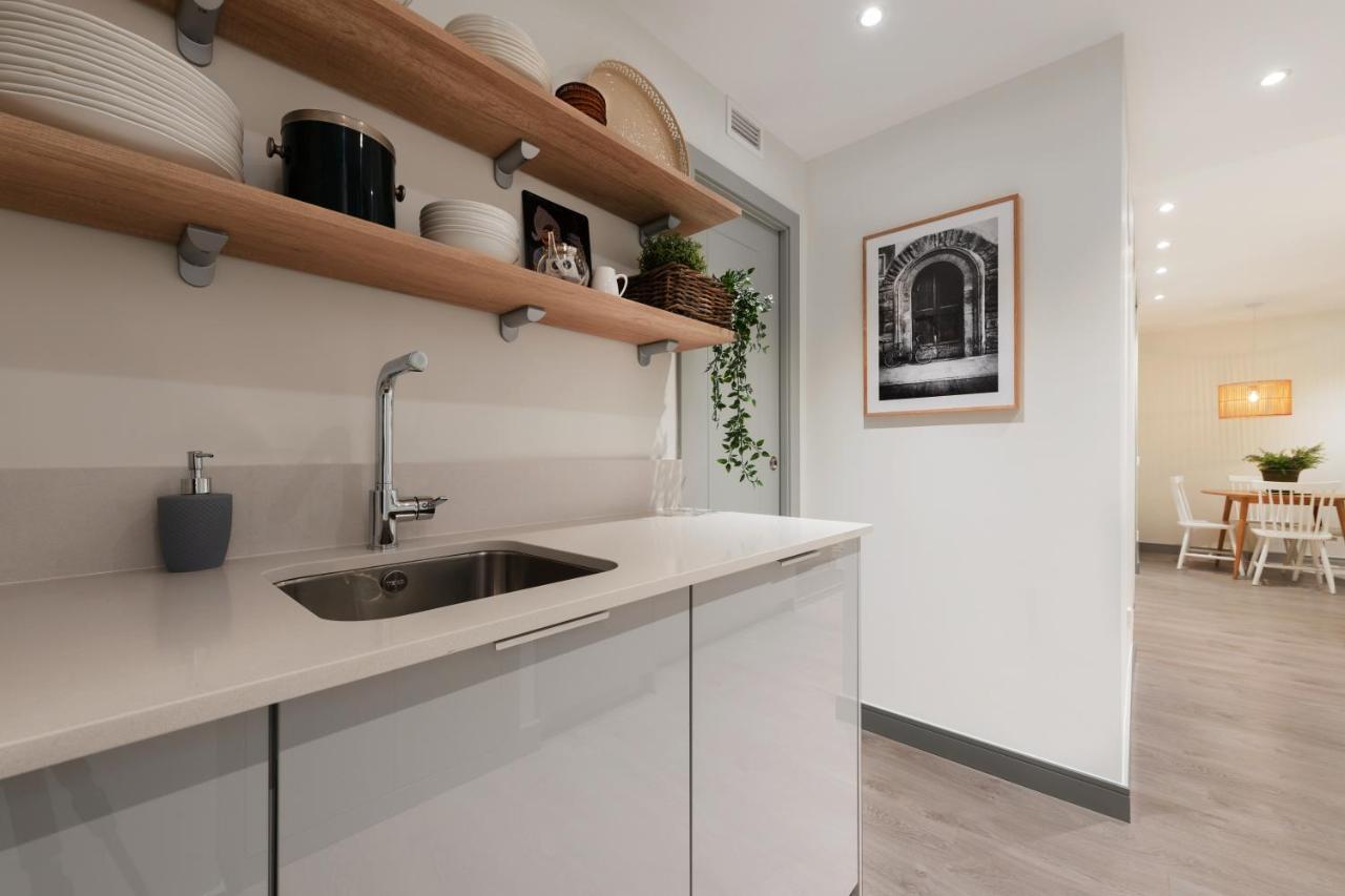 2 Bedrooms 1 Bathroom Furnished - Justicia - Executive Style - Mintystay مدريد المظهر الخارجي الصورة