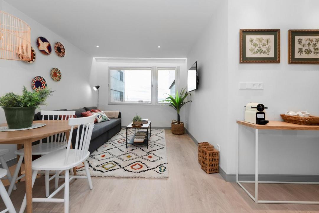 2 Bedrooms 1 Bathroom Furnished - Justicia - Executive Style - Mintystay مدريد المظهر الخارجي الصورة