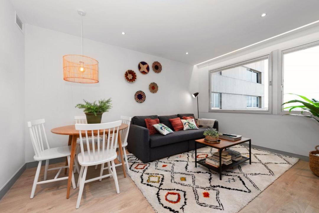 2 Bedrooms 1 Bathroom Furnished - Justicia - Executive Style - Mintystay مدريد المظهر الخارجي الصورة